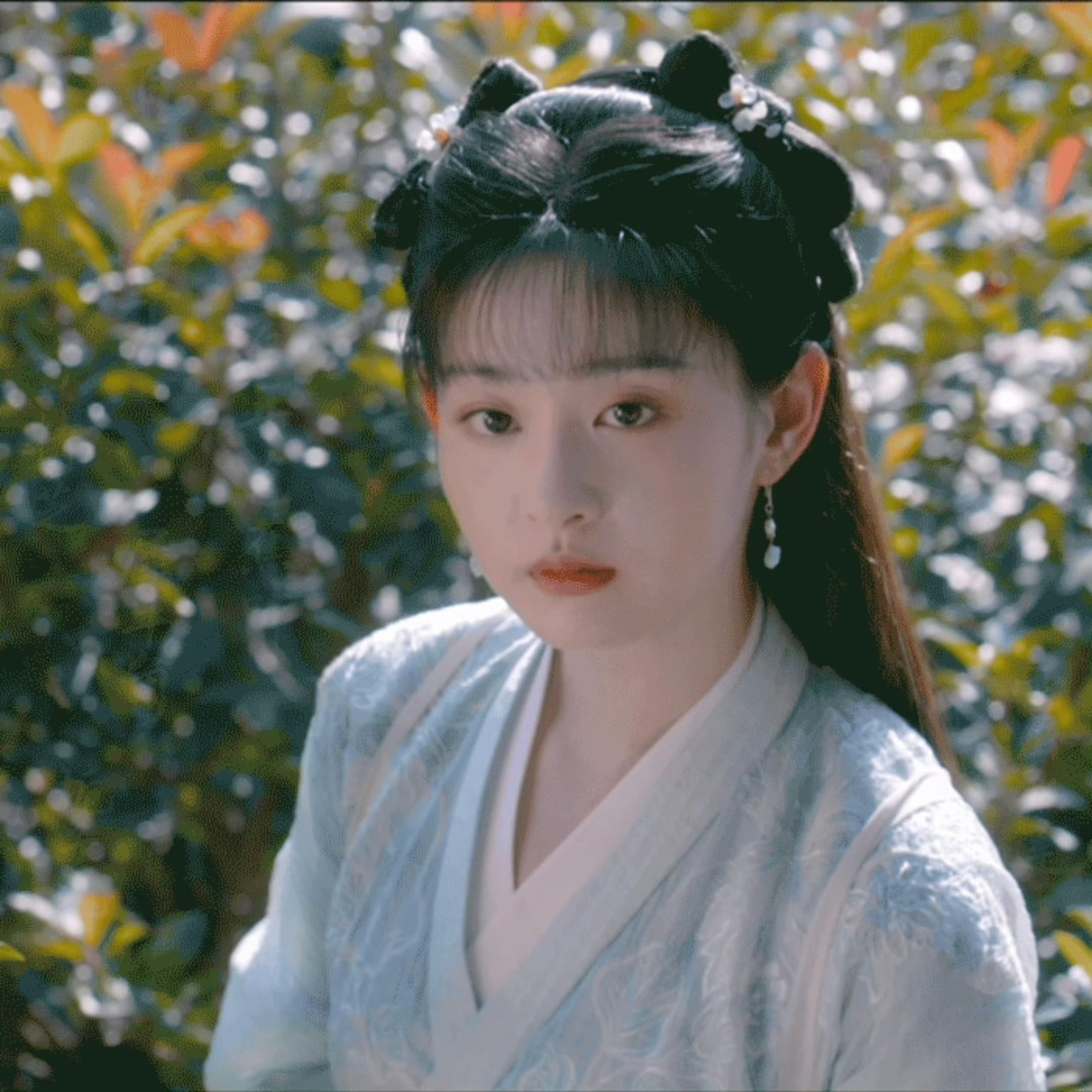 路人眼里，这算不算美女？​​​