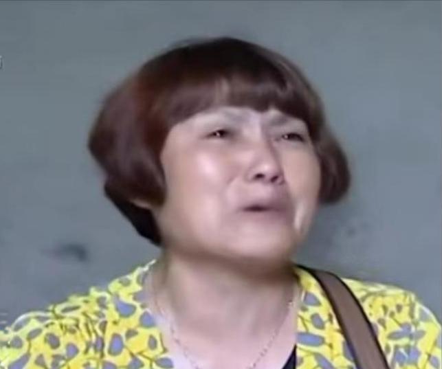 湖南岳阳，女子逼死丈夫后，抛下6个月的儿子改嫁他人，此后多年不闻不问。2014年