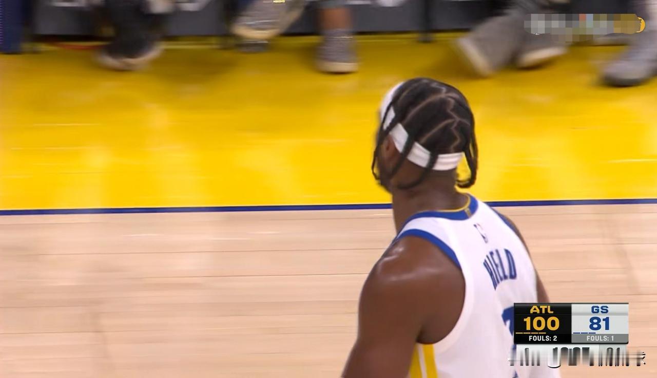 勇士大将希尔德已经打完了勇士生涯的最后一场比赛！在今天勇士主场以111：124不