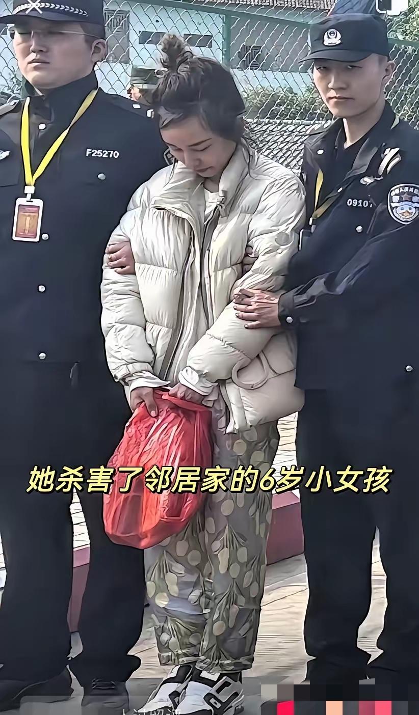 天堂空荡荡​恶魔在人间​35岁和气邻居竟是凶手，身边的伪善恶魔才最吓人。