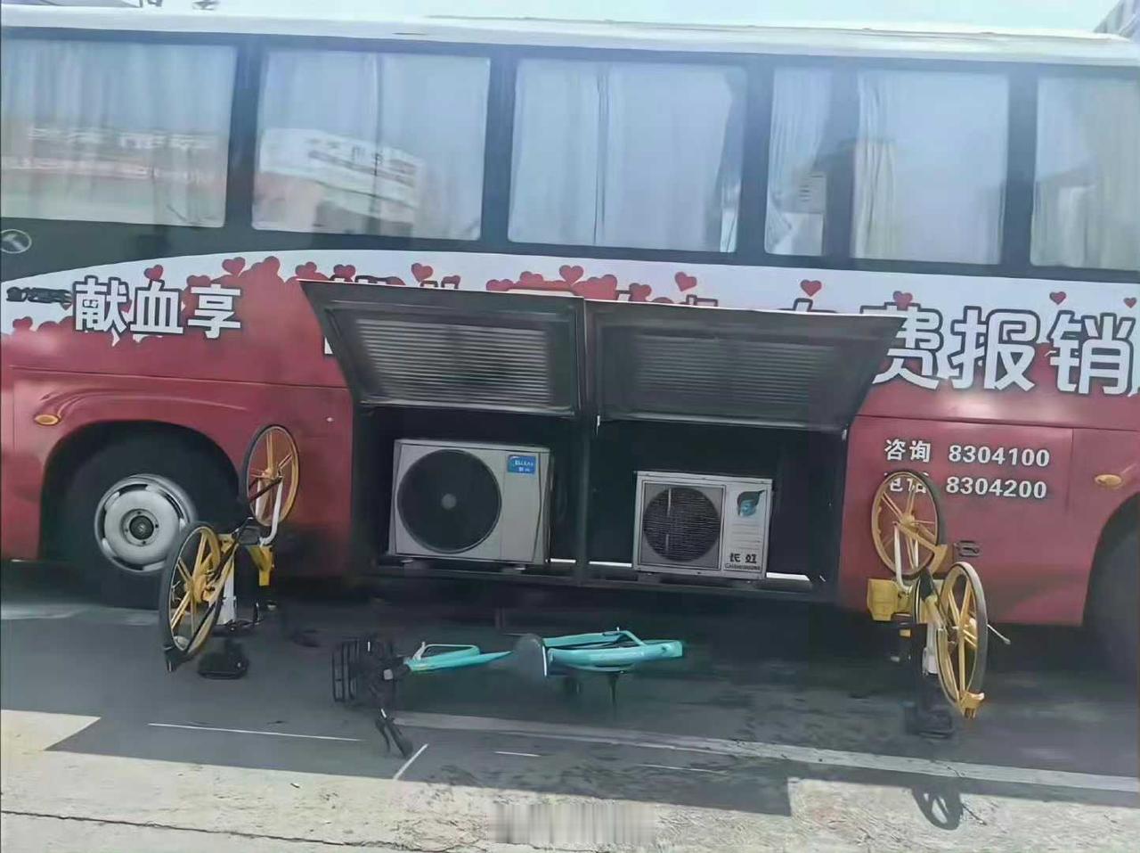 本来想去献个血的，可是看到这一幕，我真的犹豫了。