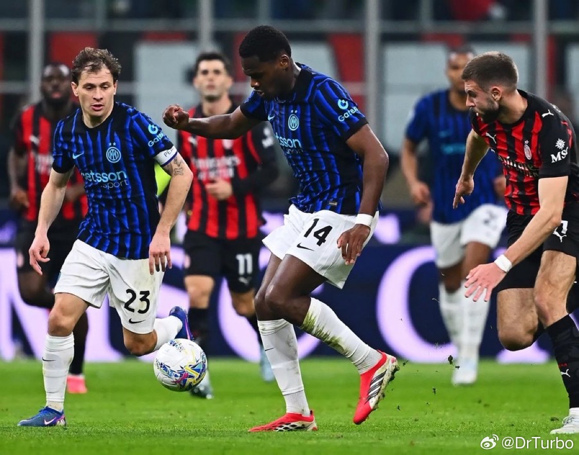 国米本场表现确实不佳球员们显得疲劳而且没有拿出应有的拼劲博尼和皮奥今天显得