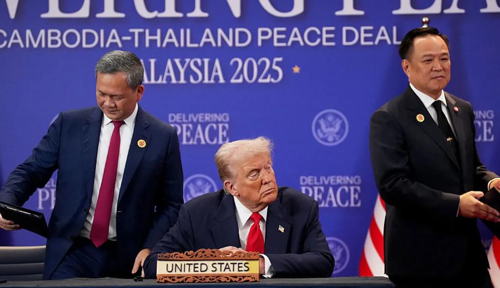 特朗普的脸被打肿，泰柬继续大战，泰国放话要把柬埔寨打残12月13日，柬埔寨方