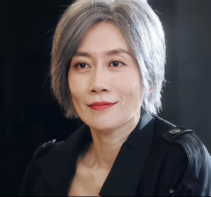 《迷墙》好不好看我不评价但是有一个人演的是真好，竟然是这个配角温峥嵘。当