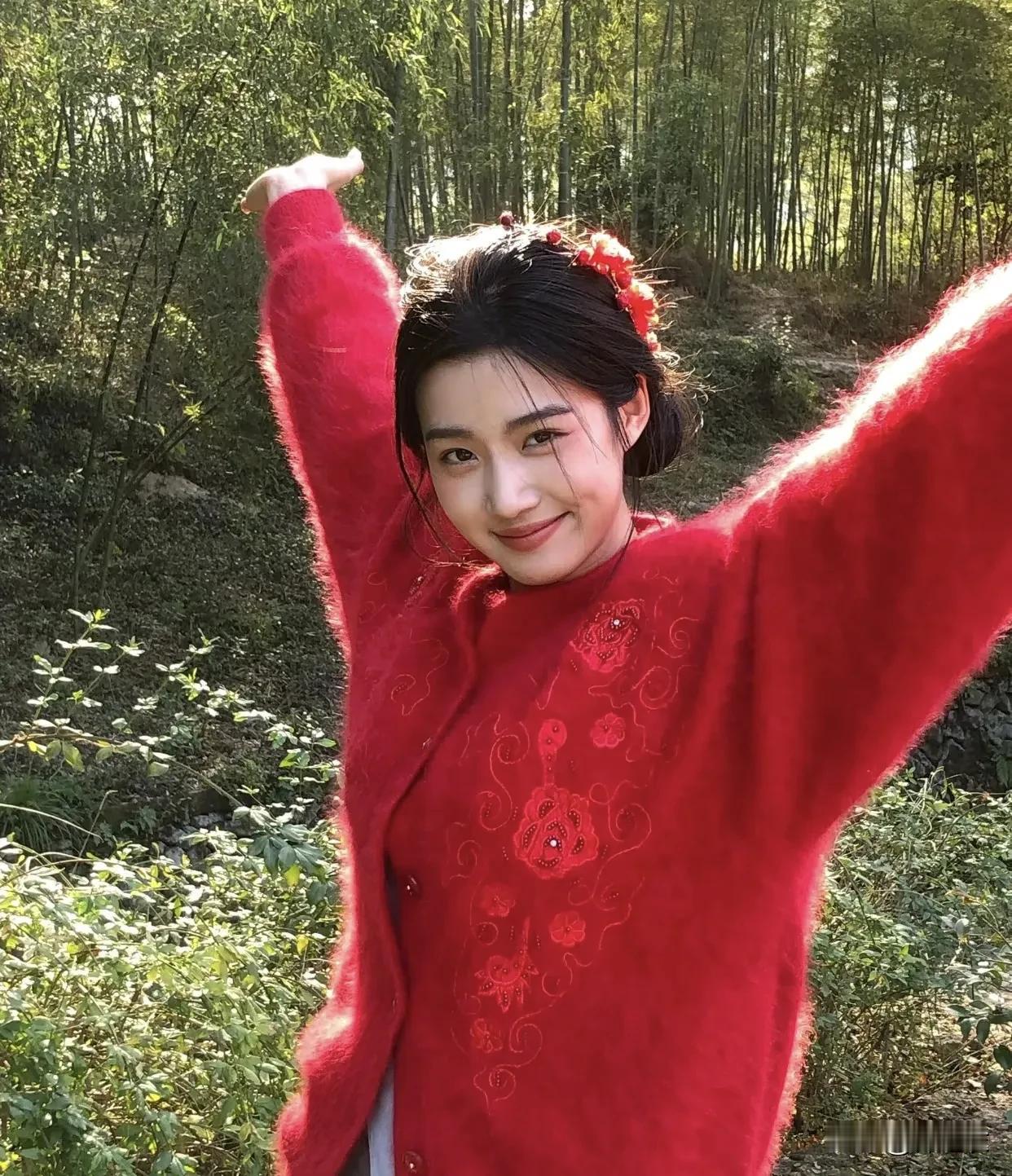 卢昱晓的身高很好猜呀，因为她就算没有1米65，也有1米63，1米64了。而且