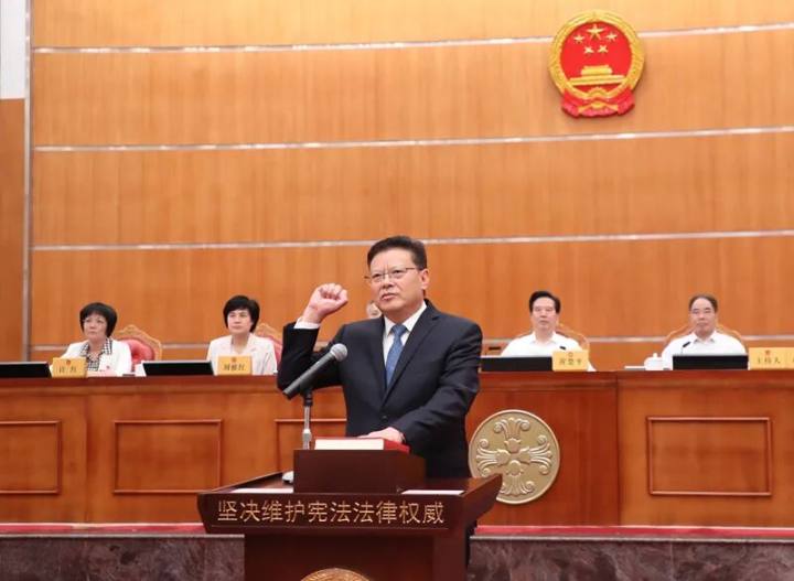 孟凡利当选广东省省长