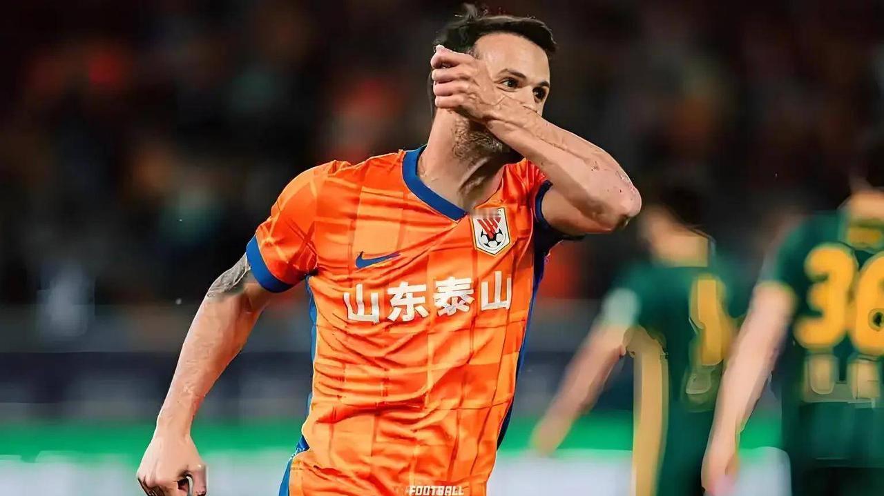 瓦科的下一站是哪里？大概率是上海。唐田已在发布会上祝福瓦科了，表明瓦科离开泰山