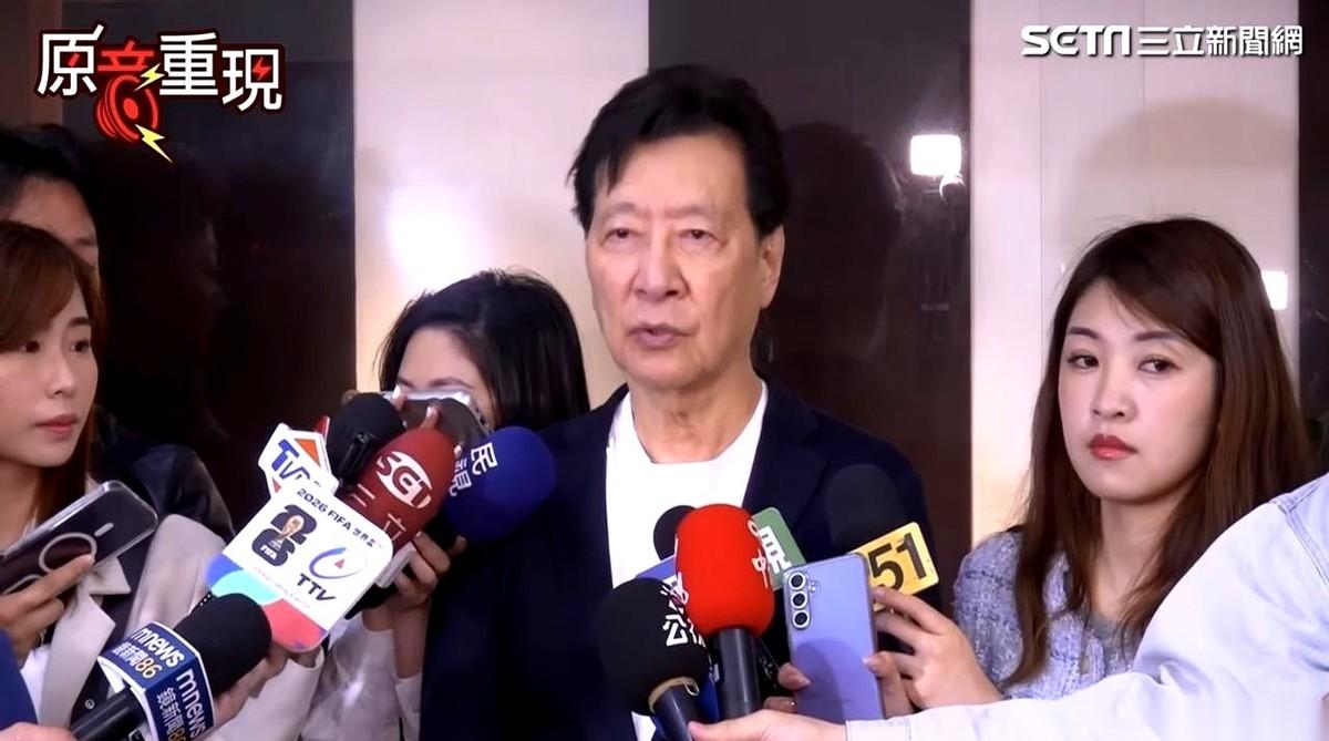 赵少康这回是真把桌子掀了。他对着郑丽文，一句废话没有，直接开始算账。第一笔账