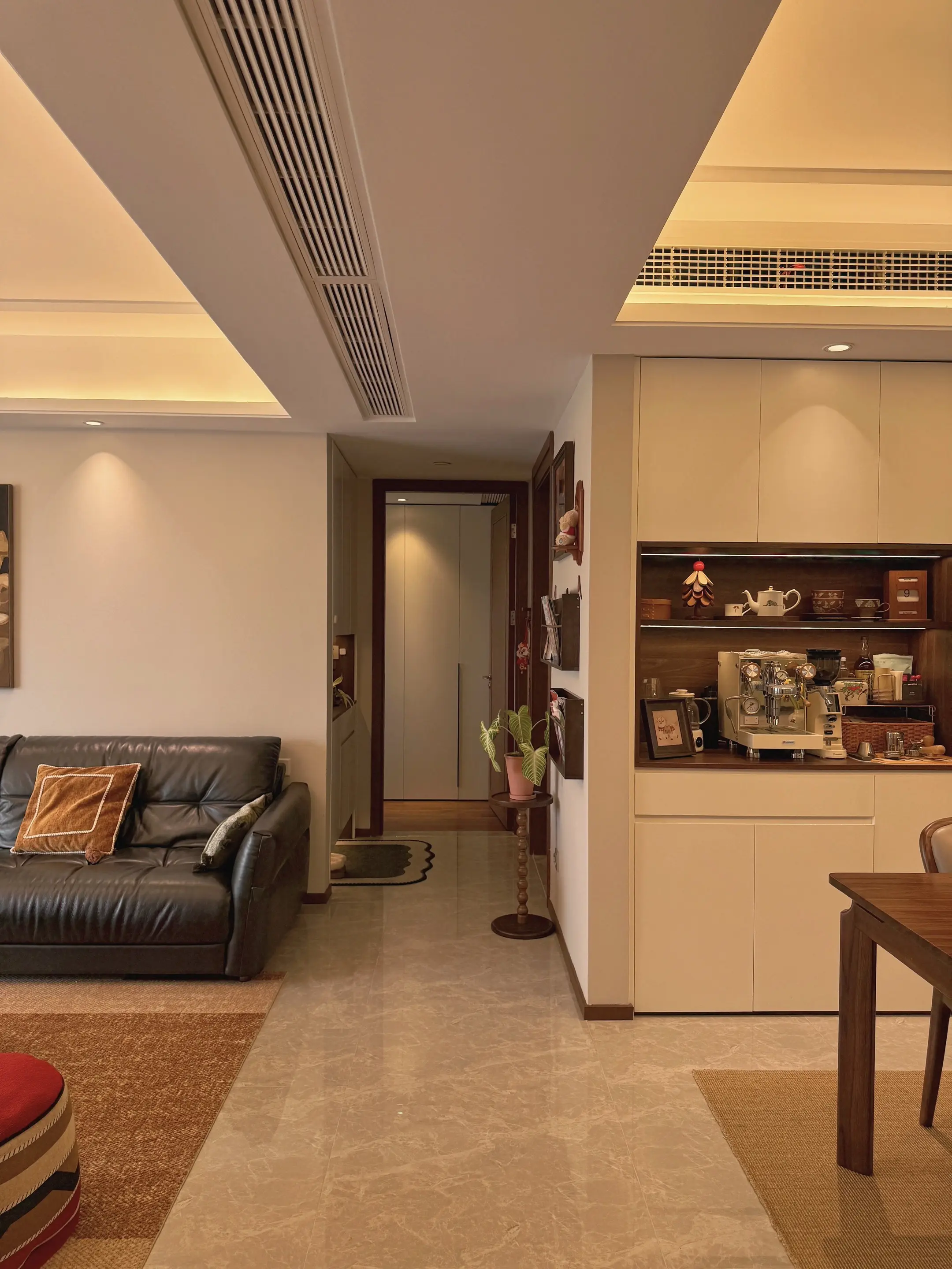 建面143㎡，套内110㎡的婚房，90后两人住，下班回家第一眼，很舒心！