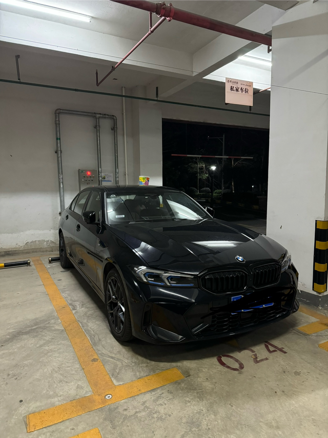 25款330长轴尊享感受先谈缺点：1，这个抬头显示内容太少，不兼容第三方ap