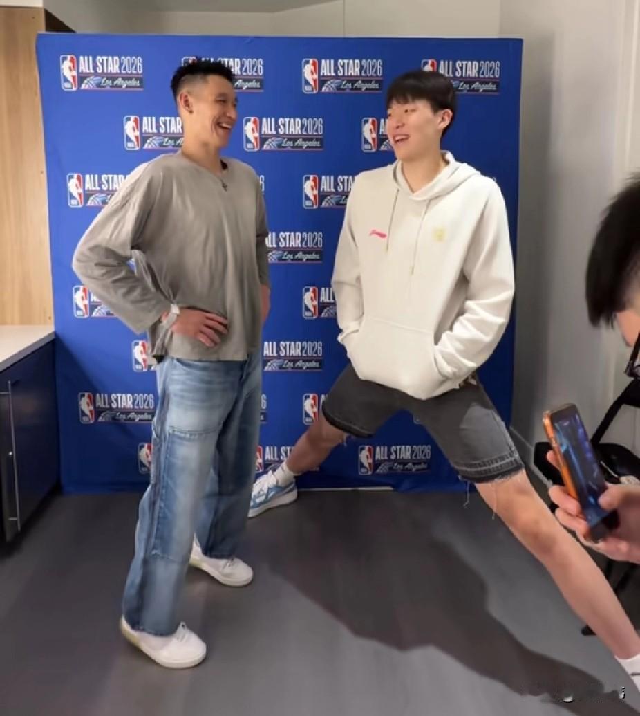 太亲切了！林书豪谈杨瀚森：“见到杨瀚森真的太亲切了。”“我们聊了很多。”