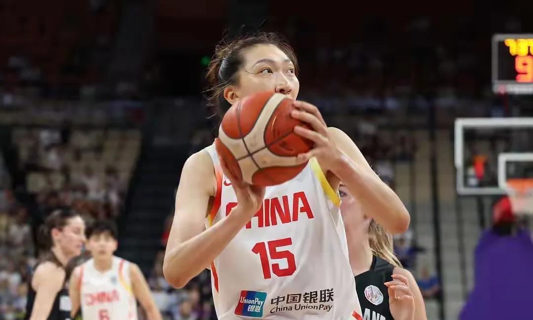中国女篮被偷袭出局，三个难以置信一是，亚洲排名第一的中国女篮几乎全场落后，81