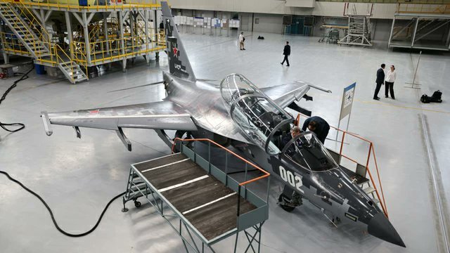 雅克-130M首份出口合同已签署，数量超过10架2026年9月9日，，俄罗斯商业