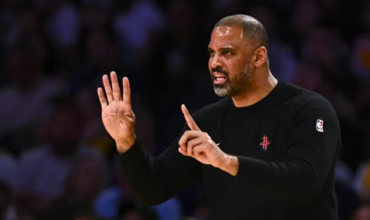 乌度卡为什么不暂停？！乌度卡现在有长期合同应该是摆烂了，合同骗到手了，有本事