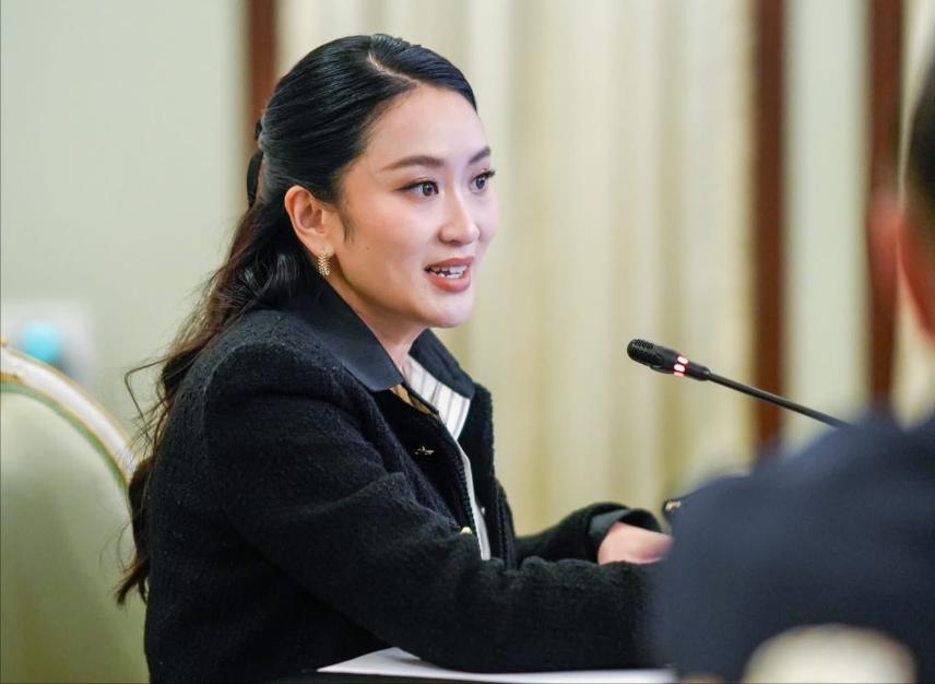 泰国新总理上台，他信家族又一次失败，猜卡森与总理之位无缘。在佩通坦下台之后，
