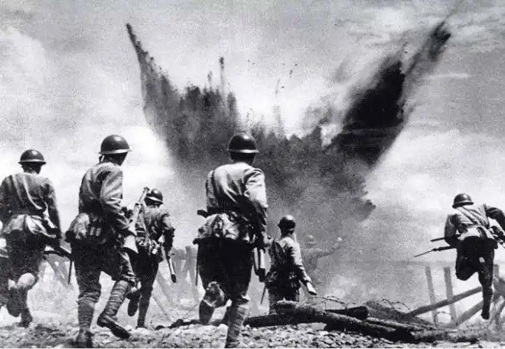 1946年吉林通化爆发震惊全国的日俘暴动，三千多名武装日俘血洗医院、冲击政权，方