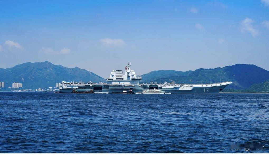 美媒突然预测：中国2035年或达9艘航母？西方高度关注！2026年2月3日
