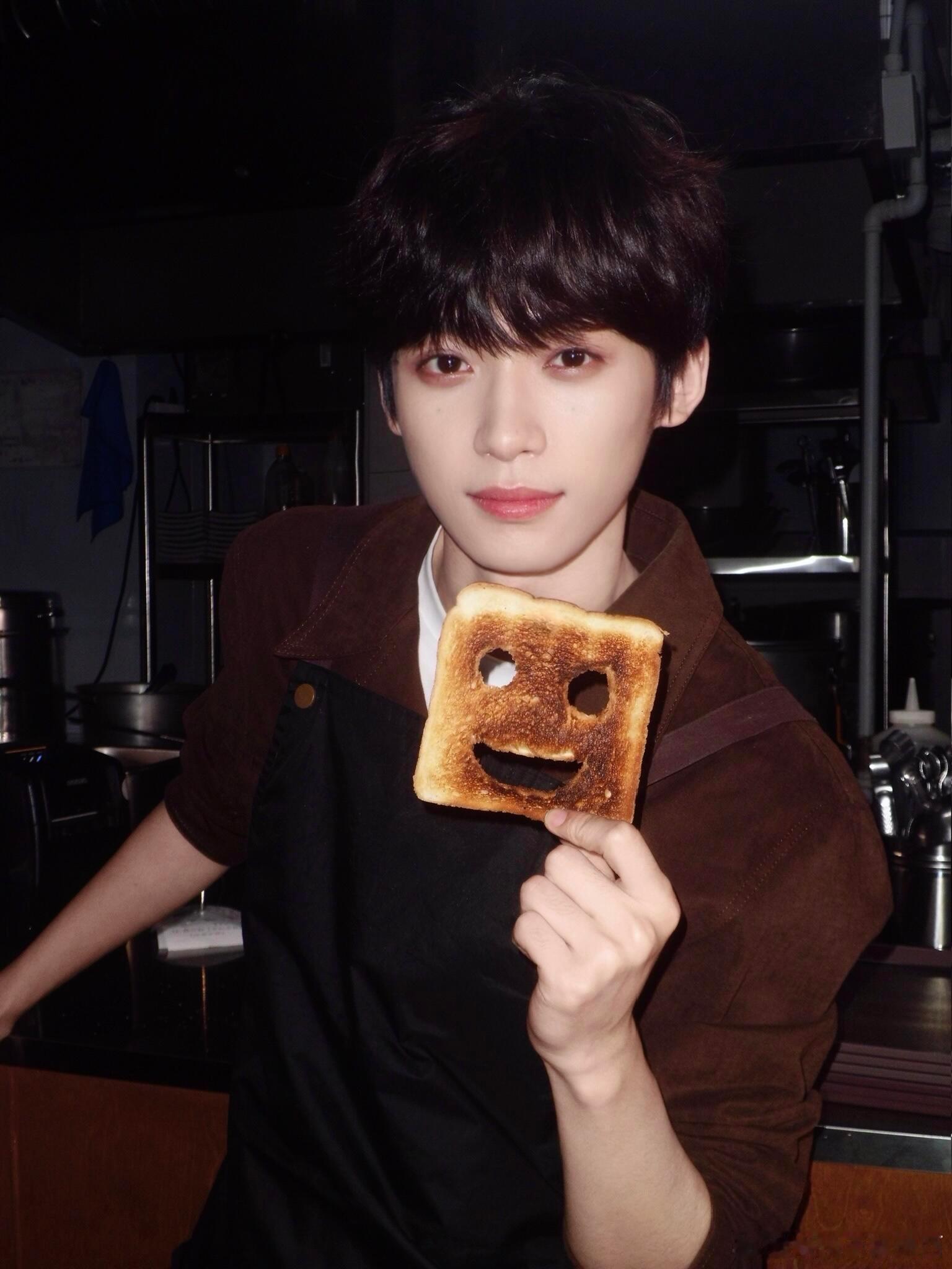 梓渝🍠更新啦！啊啊啊啊啊啊，大猫养小猫了诶～粉丝的念念回响在梓渝这里必有回应，