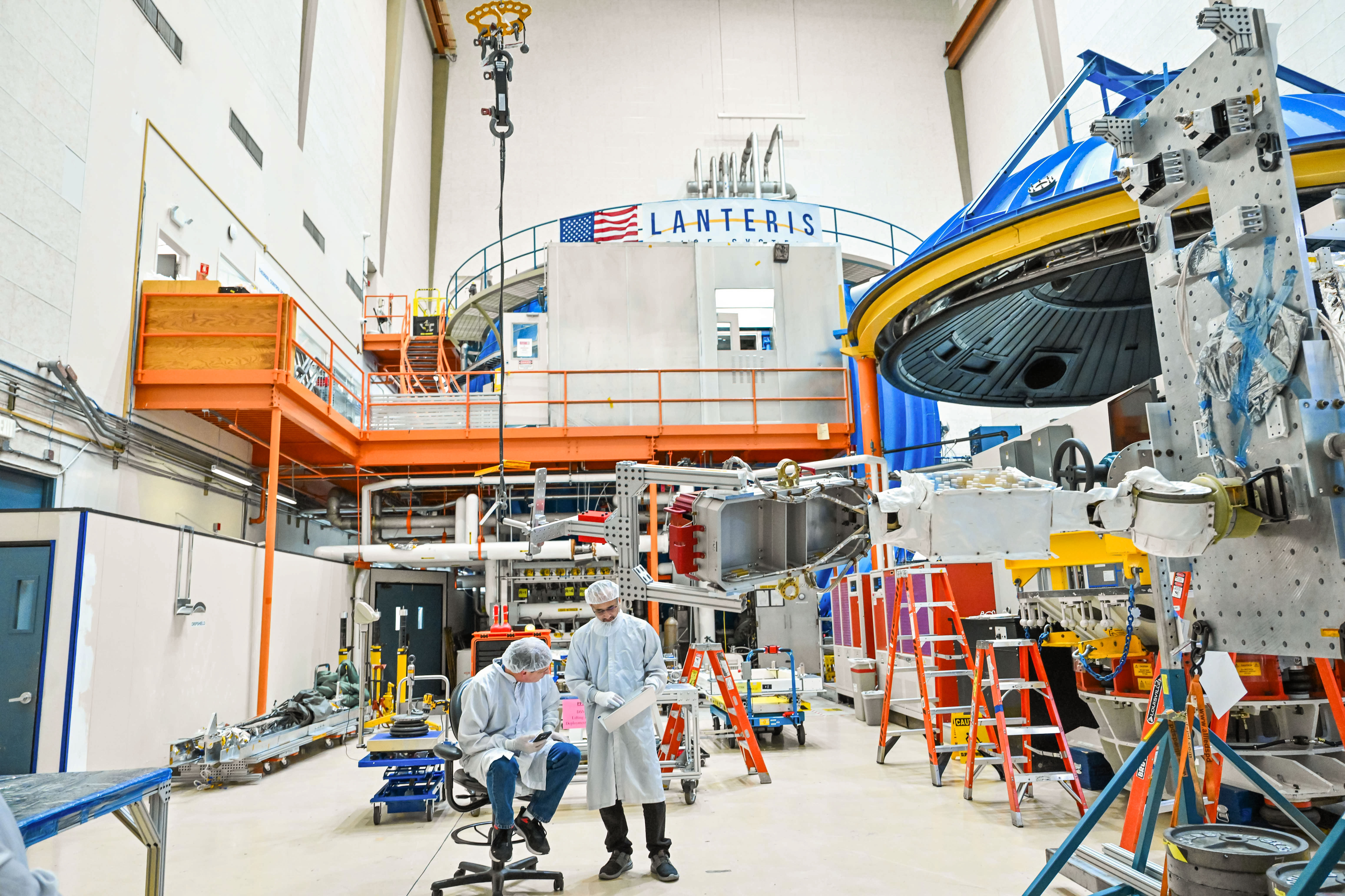 【门户空间站电源与推进系统完成关键测试与设备安装】美国国家航空航天局（NASA）