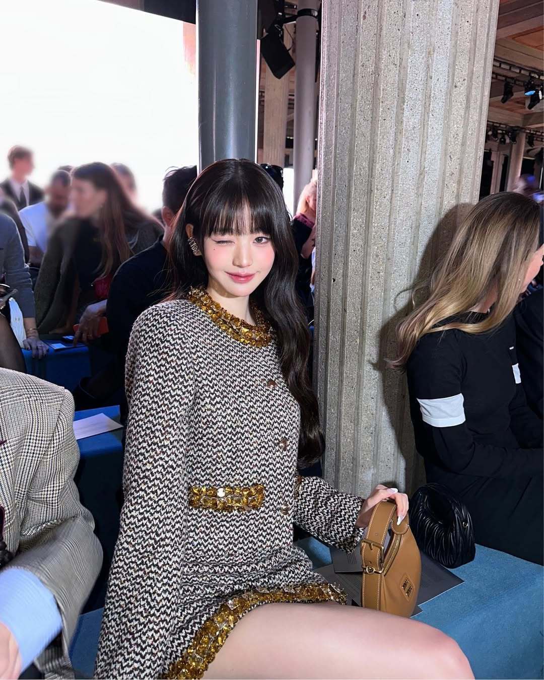 看得出她是公主张元英