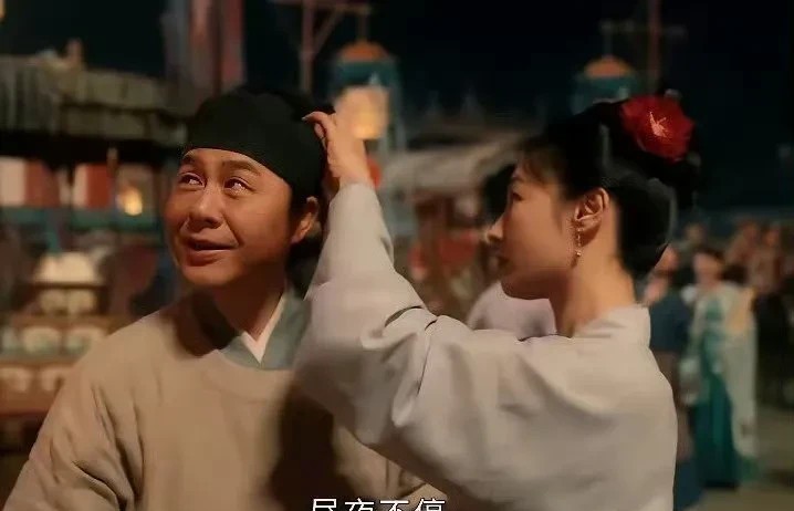 张颂文新剧爆是爆了，但是看到现在有点想弃剧了，原因就4点。1.感觉白百何