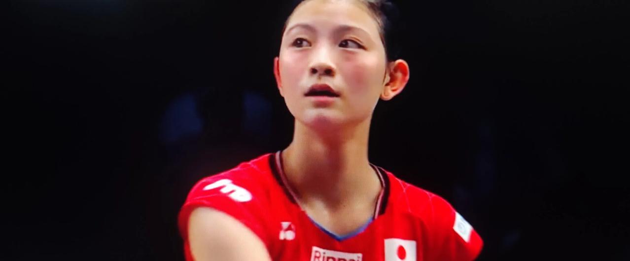 韩国羽毛球公开赛女单比赛，安洗莹对阵宫崎友花。第一局，安洗莹8:3开局