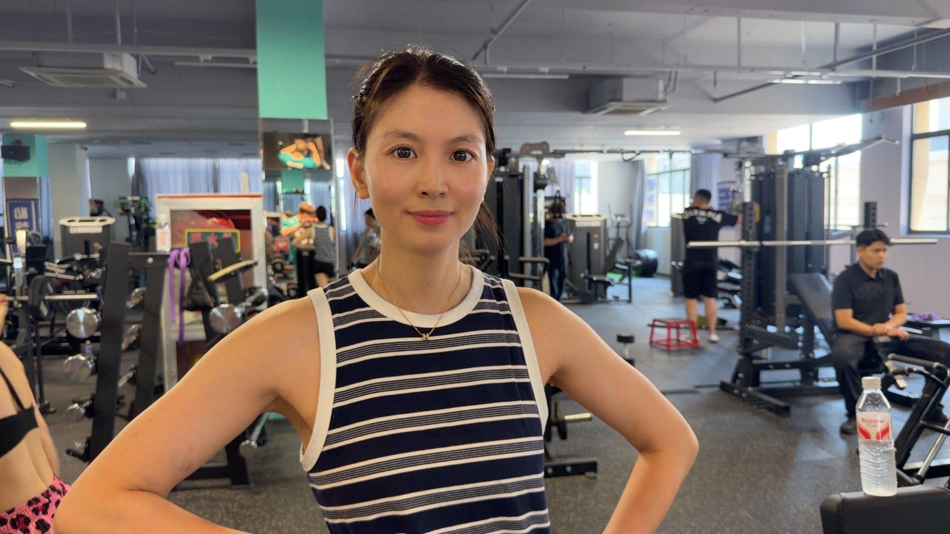 结束训练啦，和女生练臀腿太痛苦了她们都是一周三练，男生都是三周一练练完腿的肌肉都