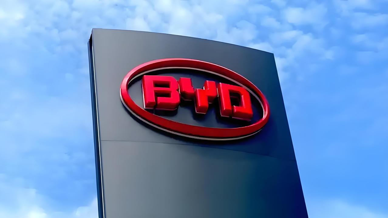 终于明白比亚迪为什么从来不拉踩友商了，因为完全没有那个必要，另外它也根本惹不起，