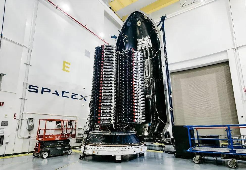 最狠的降维打击是什么？SpaceX第二季78亿营收中星链占43亿，商业发射连零头