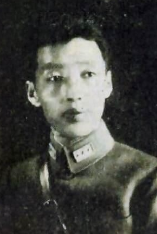 1940年12月，石友信要替哥哥石友三报仇，讨伐高树勋。当石友信气势汹汹的叫嚣时