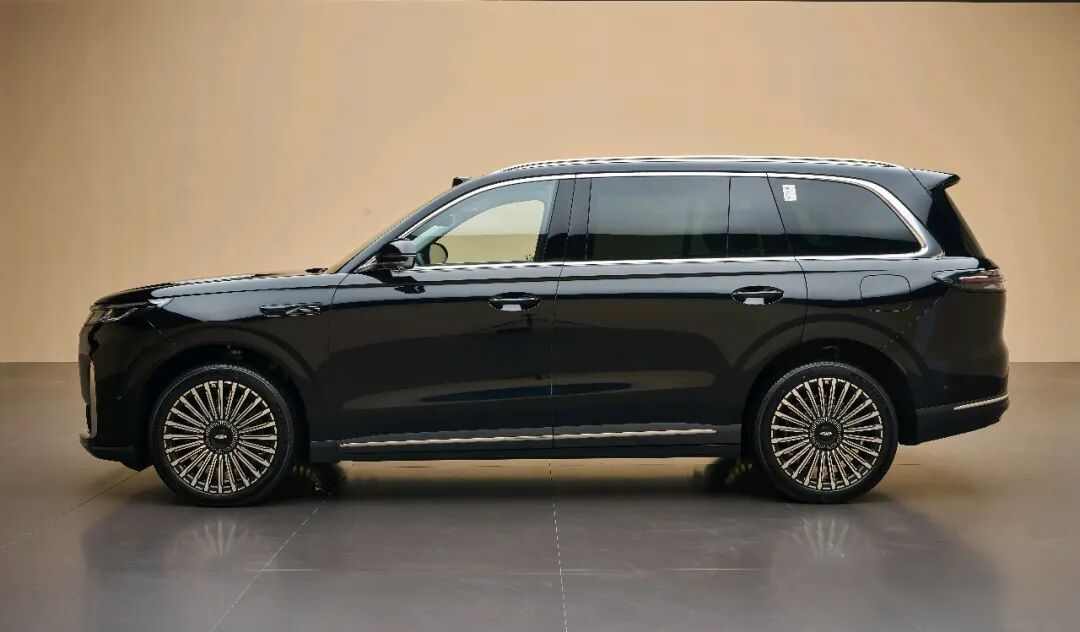 销量千辆级，配置碾压同级，为何没人买？