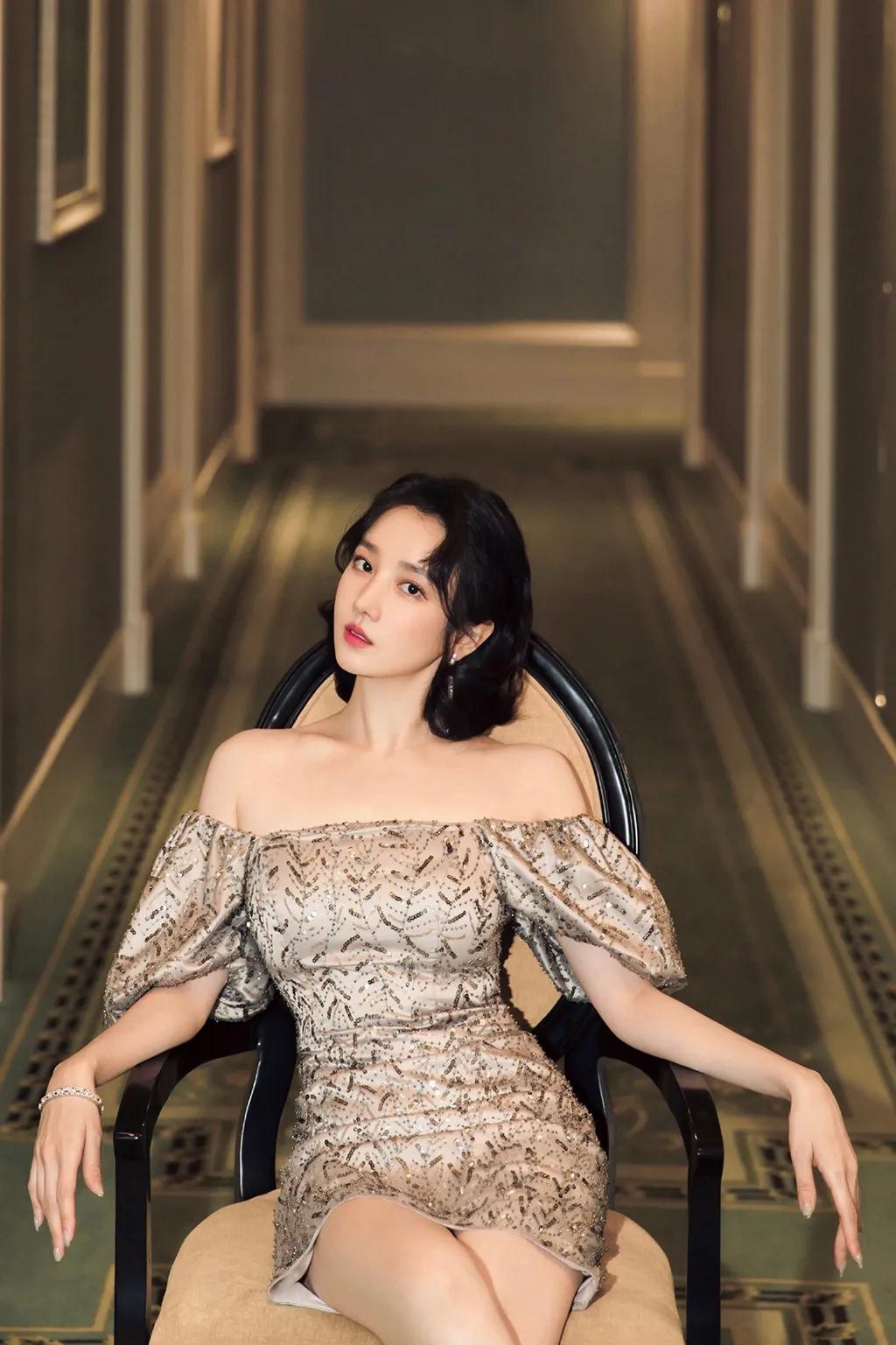 陈小纭真美，身材真好