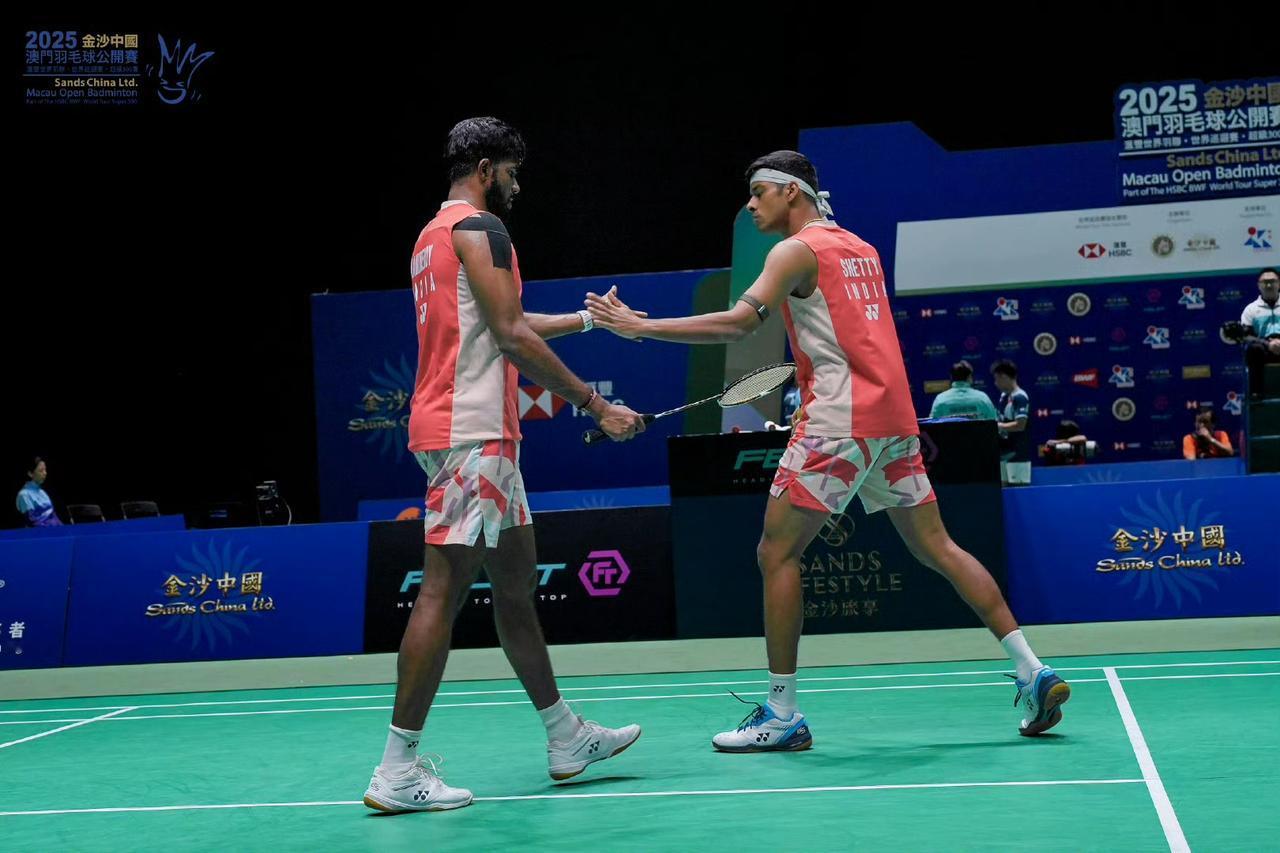[吃瓜]黑塔组合🇮🇳轻松晋级男双四强！今日凌晨四点多，印度组合兰基雷迪