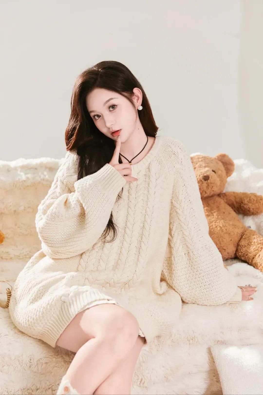 治愈系少女写真怎么拍9个居家写真姿势，氛围感拉满美女的美丽瞬间分享