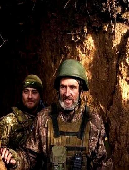 刚刷到那条新闻,手里的茶都凉了。英国前国防参谋长,自己人啊,直接掀桌了说乌克兰赢