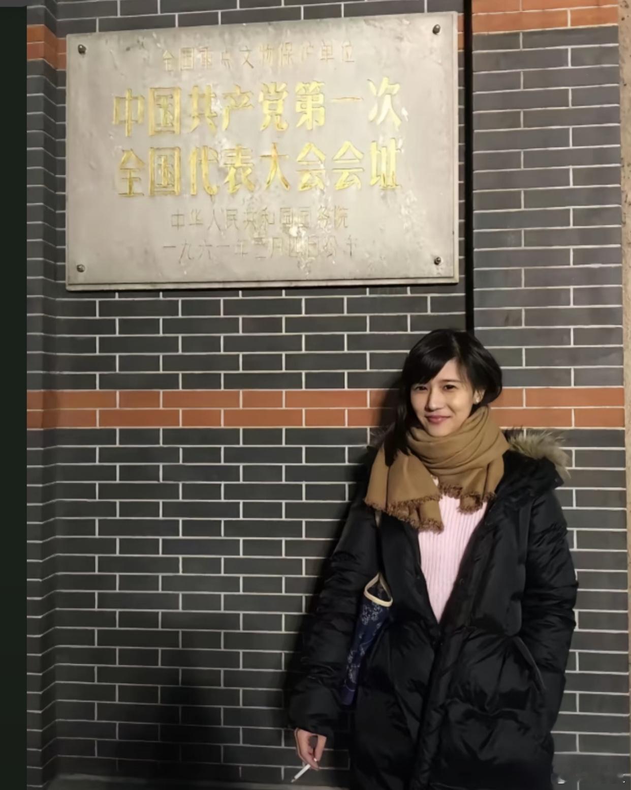 papi酱不愧是网红里的纯元皇后papi酱的每一个视频都是有梗又有输出的意义，早