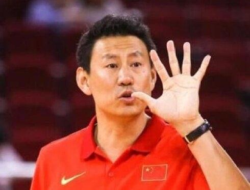李楠挂帅首钢全力冲冠，休赛期加码补强剑指总冠军随着李楠正式出任北京首钢主教