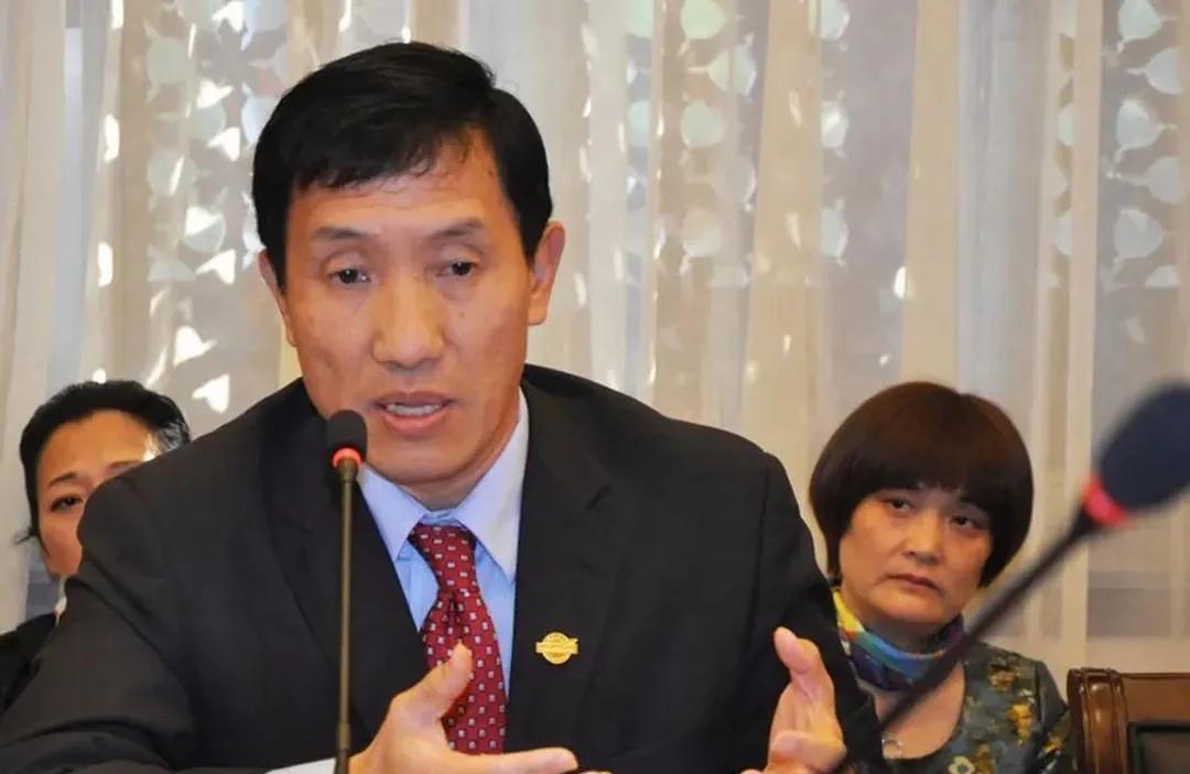 “中国人均GDP是美国的8%，中国拿什么挑战美国？”，华裔美国人黄亚生的这番话，