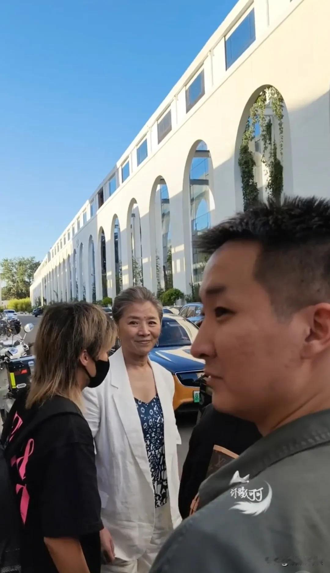 《生万物》几位妈妈，齐聚北京！“大脚娘”迟蓬老师，“绣绣娘”沈丹萍老师，“铁头