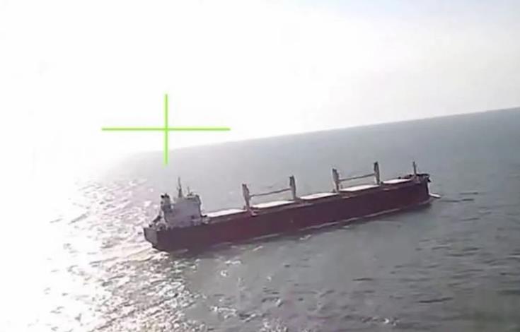 俄空天军持续乌克兰沿海补给线。敖德萨海岸今日有一艘干货船沉没。据乌克兰