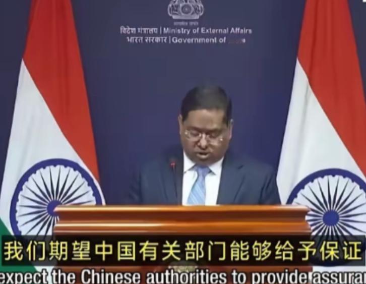 中印签证博弈突然升级！印方刚提出“保证印度公民过境不被无故拘捕”的要求，国内