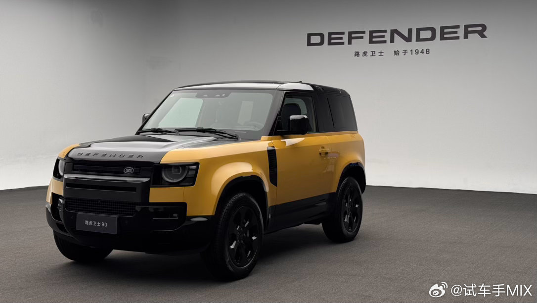 玩具方盒子，路虎卫士还是很顶的！90尺寸是最合适的，太长就不玩具了用铆钉扣住门版