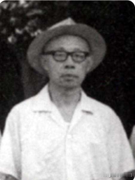 他是1935年参加革命的老干部。1951年起，历任杭州市市长、市委书记、市委第一
