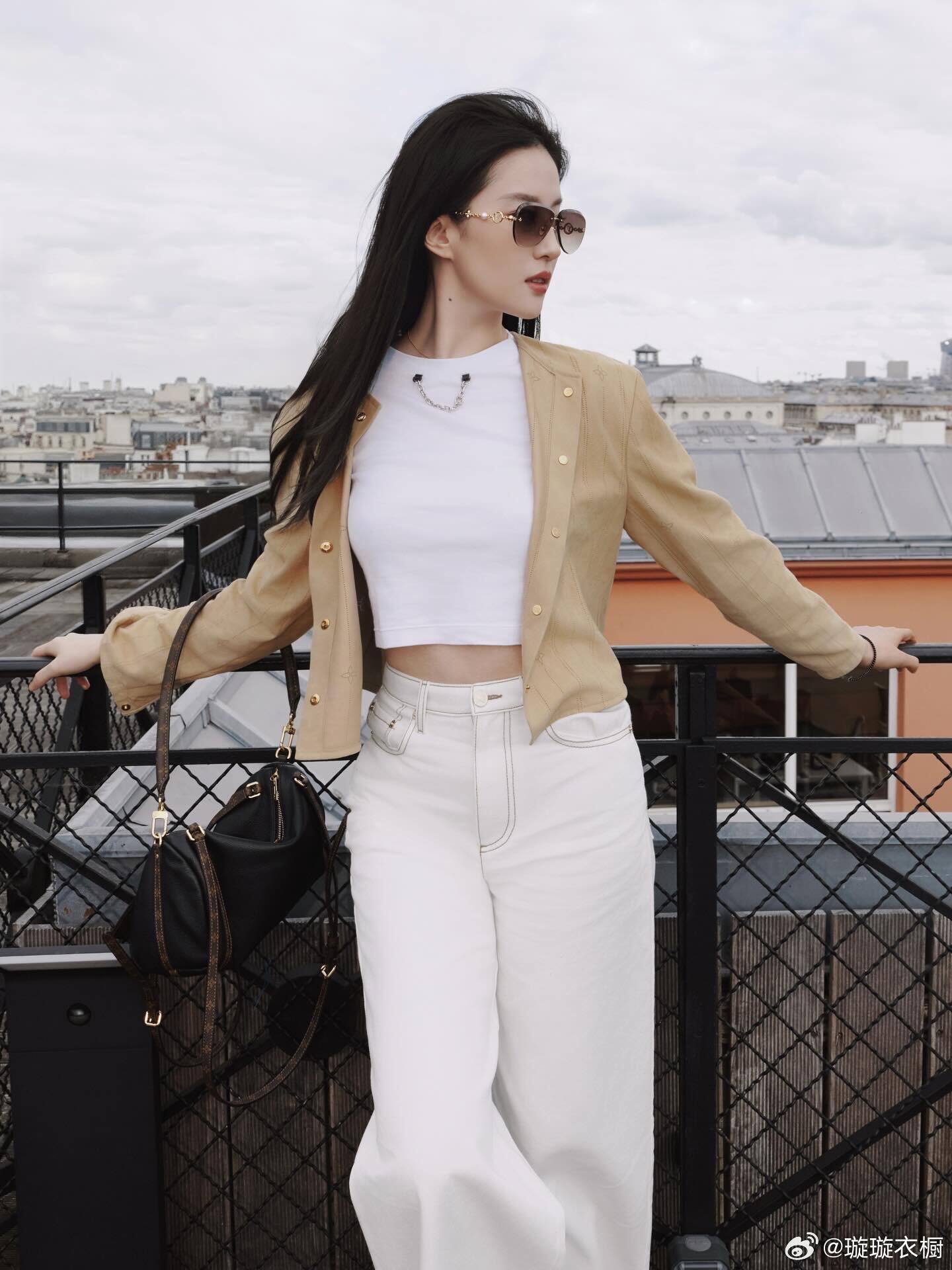 刘亦菲代言LV太合适了，这穿搭全是低调奢华的老钱感~