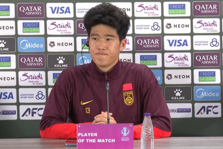 [在现场]彭啸: 这场胜利应得的 亚洲杯金靴? 那决赛得进几个?