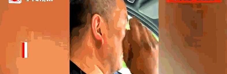“电车的弊端出现了！”上海，一对夫妻要去学校接孩子，谁知开着电车上了高速之后，却