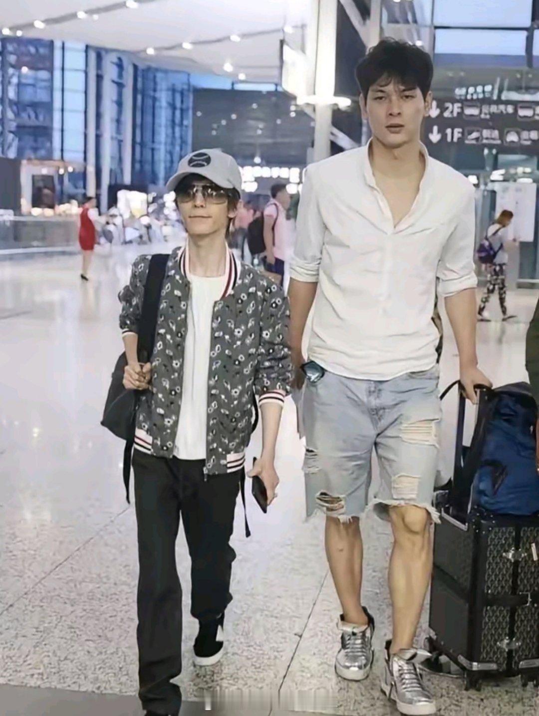 久未露面的郭敬明。