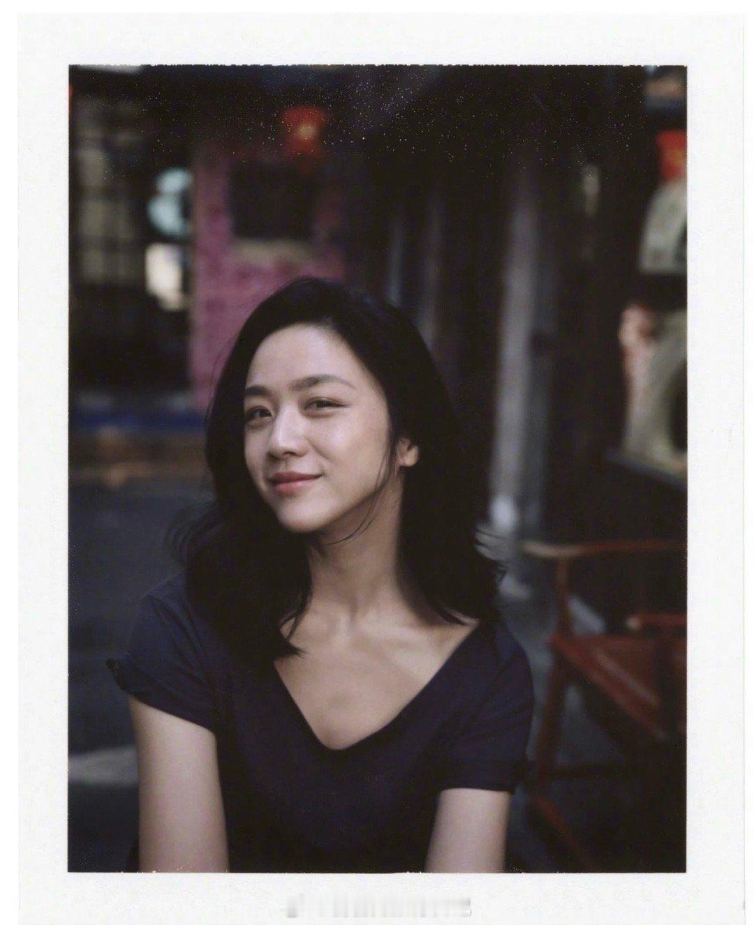 汤唯这组也是撕拉片，2018年拍的​​​