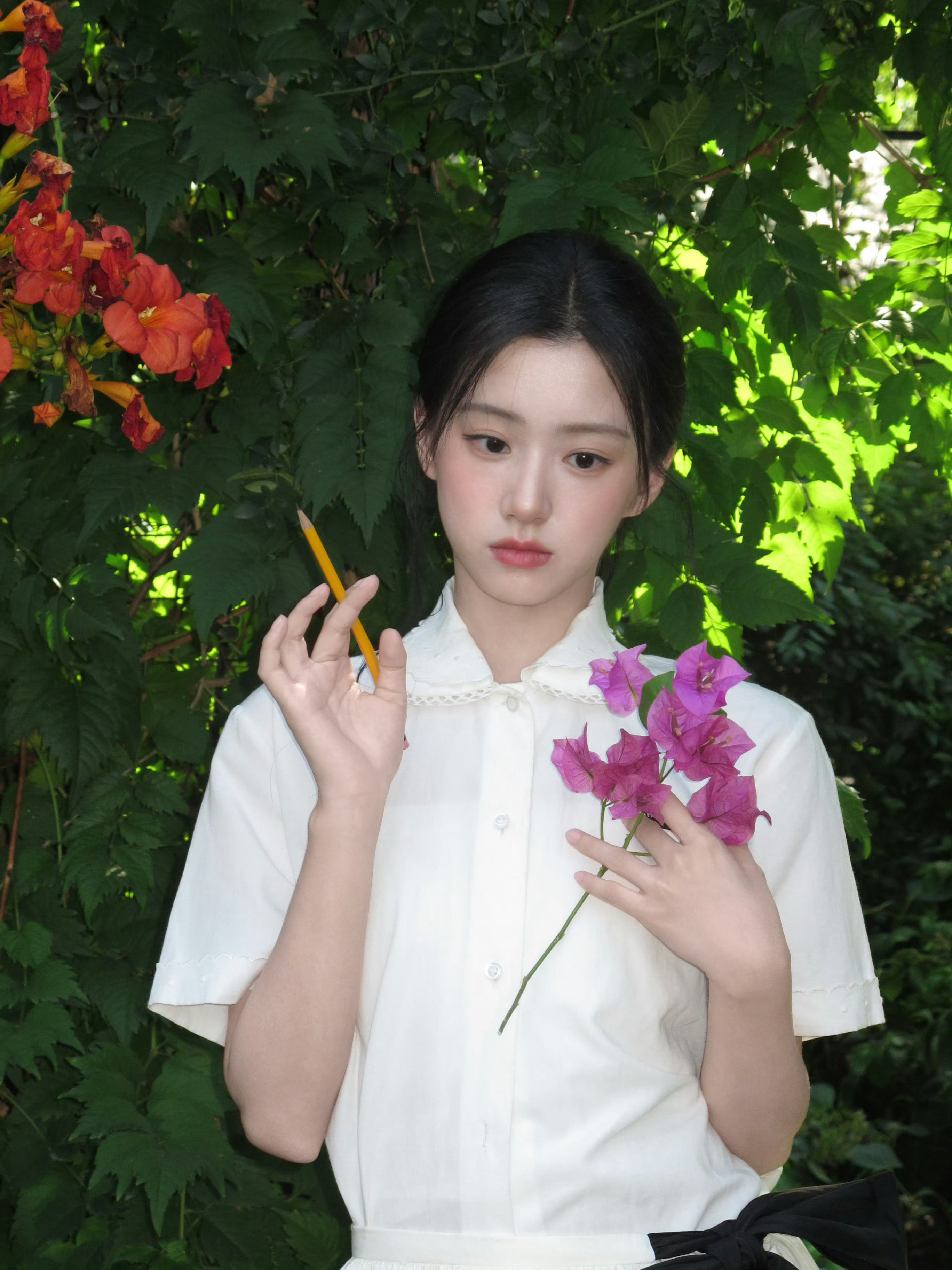 bse包上恩觉醒bse包上恩周芳华“花在骄阳下盛开我的爱永远为你而敞开.”