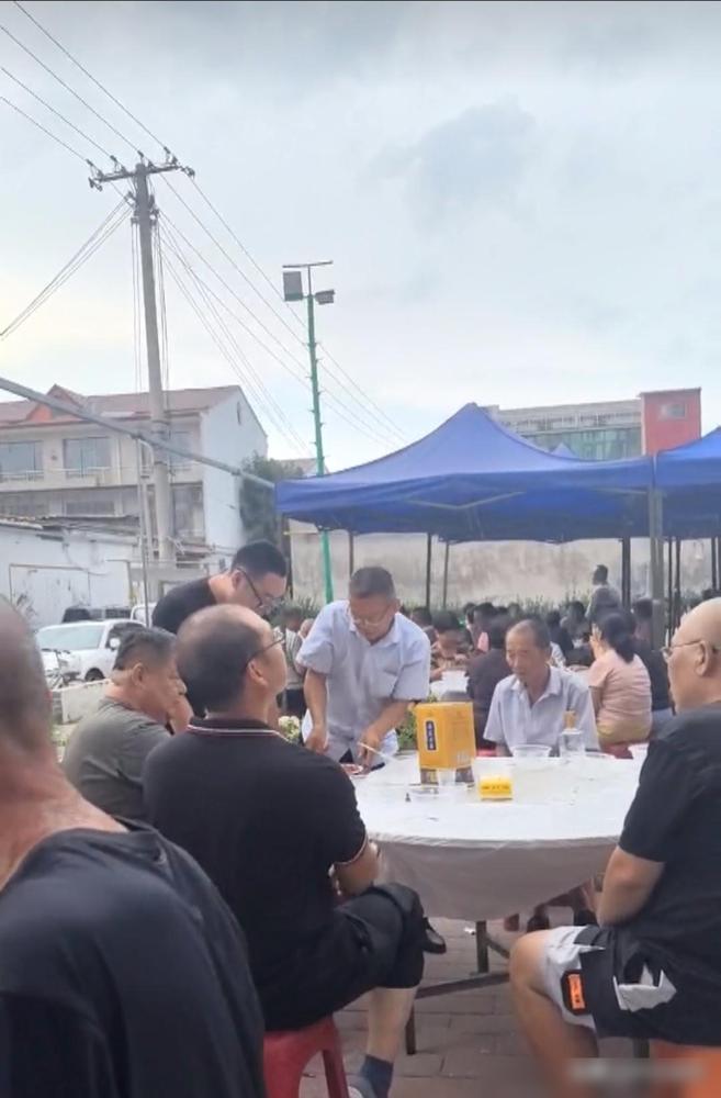 上海中国中学平行志愿出分了上海本地小孩没学上了…………今年上上海中国中学